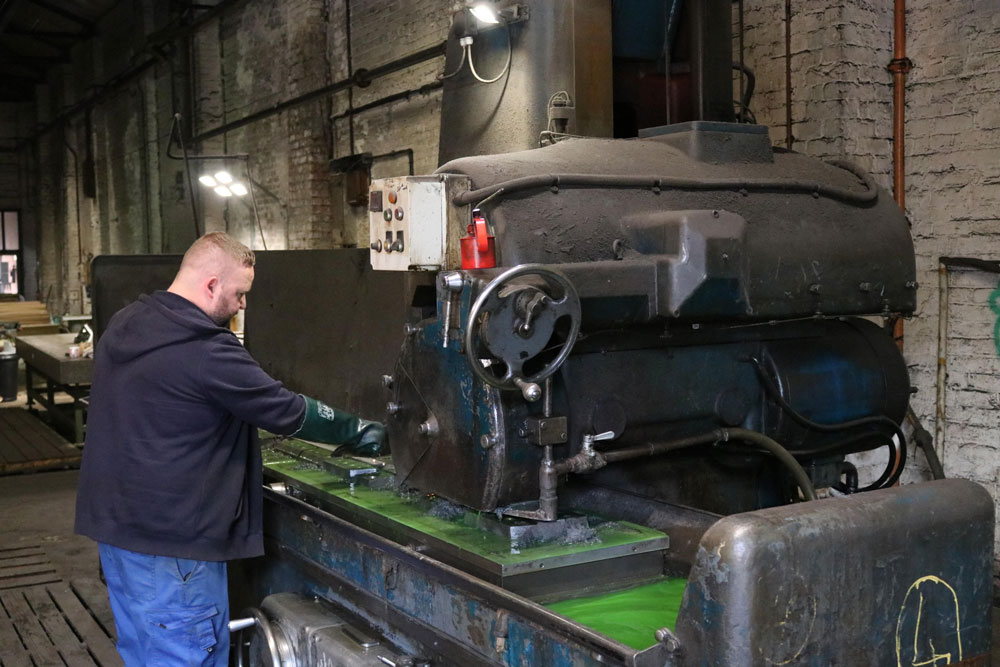 granulator manufacturing services